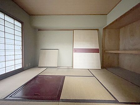 和室がある間取り。畳の香りとともにどこか落ち着く空間です。