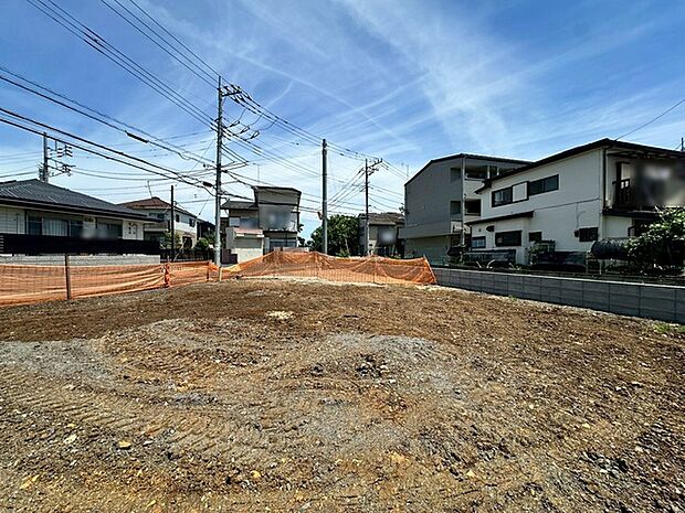 現在建物を建築中です、建築中の物件については現地確認の他、同施工会社の完成施工例のご案内、担当者のプレゼンテーションにてご検討ください。適切なご検討の方法をご説明させて頂きます。 