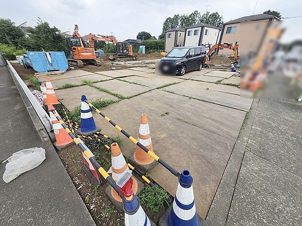 現在建物を建築中です、建築中の物件については現地確認の他、同施工会社の完成施工例のご案内、担当者のプレゼンテーションにてご検討ください。適切なご検討の方法をご説明させて頂きます。