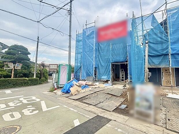 現在建物を建築中です、建築中の物件については現地確認の他、同施工会社の完成施工例のご案内、担当者のプレゼンテーションにてご検討ください。適切なご検討の方法をご説明させて頂きます。