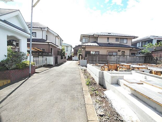 個々の優先事項や好みに基づいて考慮することが重要、 様々なライフスタイル、自分や家族にとってマッチする街並みを選ぶことが大切です。