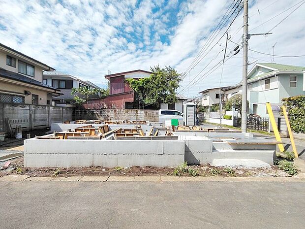 建物のモデルハウスのご見学予約もスタートしました。当日のご見学予約も大歓迎ですので、お気軽にお問合せください。
