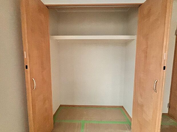 各お部屋に収納が設置されています。
