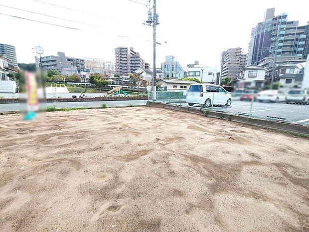 建物のモデルハウスのご見学予約もスタートしました。当日のご見学予約も大歓迎ですので、お気軽にお問合せください。