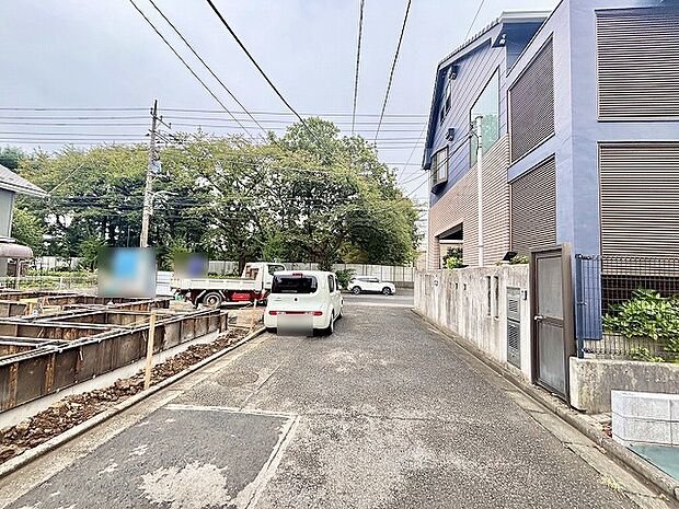 現地のご見学予約もスタートしました。周辺で売りに出ている物件も沢山御座います。まとめてご見学ができますのでお気軽にお申しつけください。