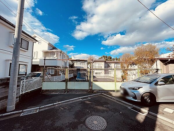 現地のご見学予約もスタートしました。周辺で売りに出ている物件も沢山御座います。まとめてご見学ができますのでお気軽にお申しつけください。