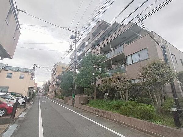 detached 東京都国分寺市本町４丁目19-10　ビッググラッド国分寺1階