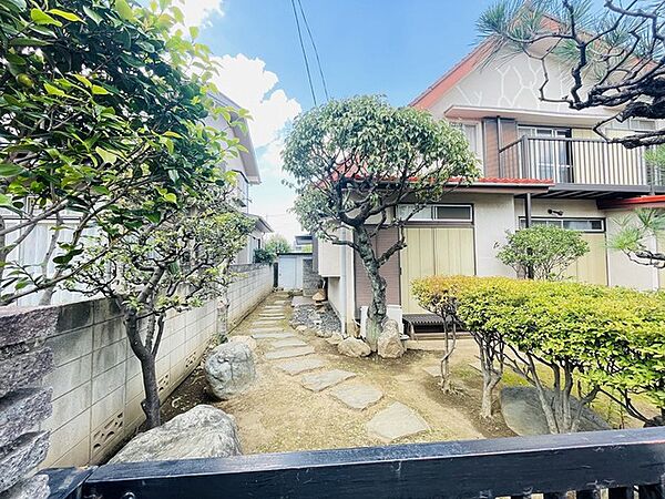 現地のご見学予約もスタートしました。周辺で売りに出ている物件も沢山御座います。まとめてご見学ができますのでお気軽にお申しつけください。