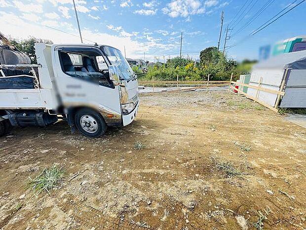 建物のモデルハウスのご見学予約もスタートしました。当日のご見学予約も大歓迎ですので、お気軽にお問合せください。