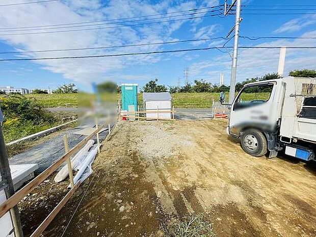 現地のご見学予約もスタートしました。周辺で売りに出ている物件も沢山御座います。まとめてご見学ができますのでお気軽にお申しつけください。