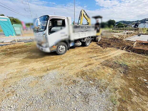 周辺のエリアで他にも沢山売りに出ている物件があります。インターネット掲載前の情報などもありますのでお気軽にお問合せください。まとめてご見学できます。