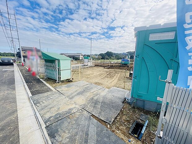 建物のモデルハウスのご見学予約もスタートしました。当日のご見学予約も大歓迎ですので、お気軽にお問合せください。