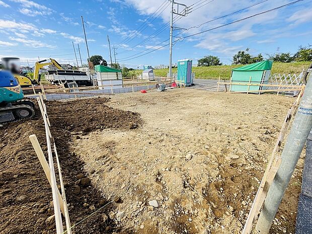 周辺のエリアで他にも沢山売りに出ている物件があります。インターネット掲載前の情報などもありますのでお気軽にお問合せください。まとめてご見学できます。