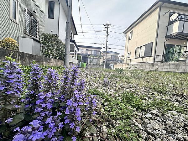 現地のご見学予約もスタートしました。周辺で売りに出ている物件も沢山御座います。まとめてご見学ができますのでお気軽にお申しつけください。