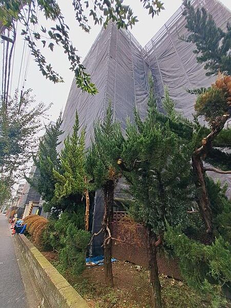 現地のご見学予約もスタートしました。周辺で売りに出ている物件も沢山御座います。まとめてご見学ができますのでお気軽にお申しつけください。