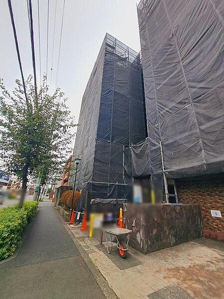 現地のご見学予約もスタートしました。周辺で売りに出ている物件も沢山御座います。まとめてご見学ができますのでお気軽にお申しつけください。