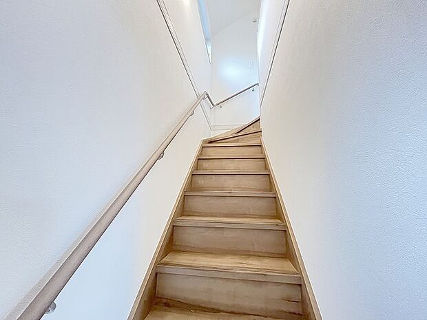 周辺のエリアで他にも沢山売りに出ている物件があります。インターネット掲載前の情報などもありますのでお気軽にお問合せください。まとめてご見学できます。 