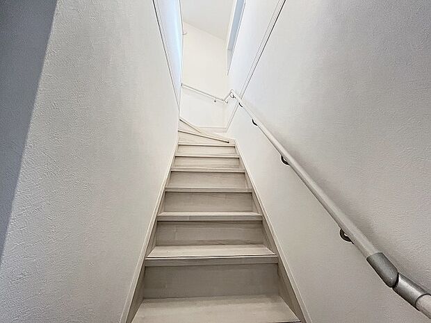 周辺のエリアで他にも沢山売りに出ている物件があります。インターネット掲載前の情報などもありますのでお気軽にお問合せください。まとめてご見学できます。 