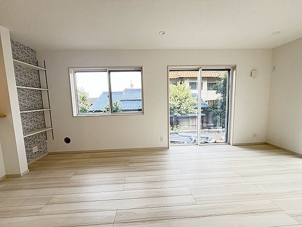 家族が一番集まる場所だから広々としつつも素敵な空間であって欲しい。みんながくつろぐリビングからキッチンまでが一つの空間のように繋がる間取り。 