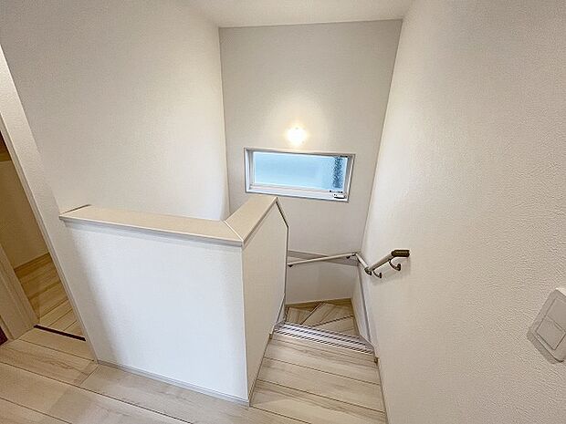 周辺のエリアで他にも沢山売りに出ている物件があります。インターネット掲載前の情報などもありますのでお気軽にお問合せください。まとめてご見学できます。 