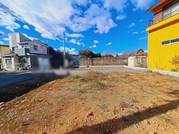 周辺のエリアで他にも沢山売りに出ている物件があります。インターネット掲載前の情報などもありますのでお気軽にお問合せください。まとめてご見学できます。 