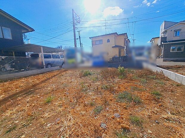 周辺のエリアで他にも沢山売りに出ている物件があります。インターネット掲載前の情報などもありますのでお気軽にお問合せください。まとめてご見学できます。