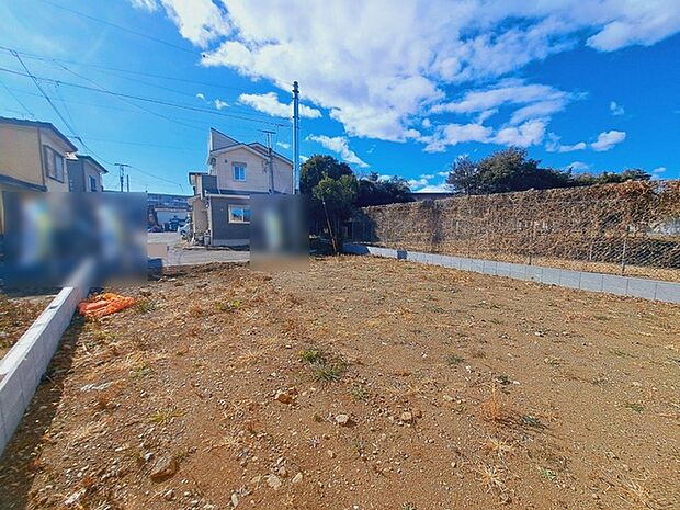 周辺のエリアで他にも沢山売りに出ている物件があります。インターネット掲載前の情報などもありますのでお気軽にお問合せください。まとめてご見学できます。