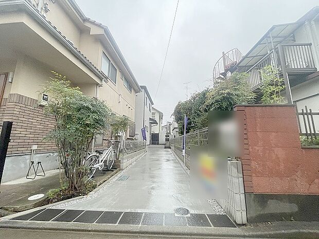 周辺のエリアで他にも沢山売りに出ている物件があります。インターネット掲載前の情報などもありますのでお気軽にお問合せください。まとめてご見学できます。