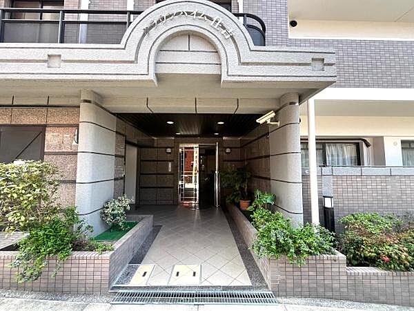 ☆エントランス☆安心のオートロック付き！