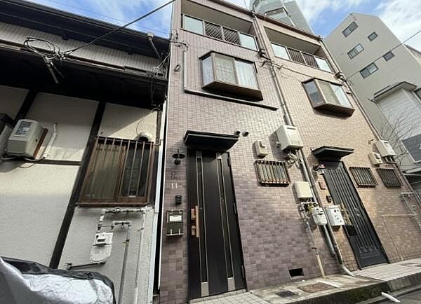 外観：327002233089