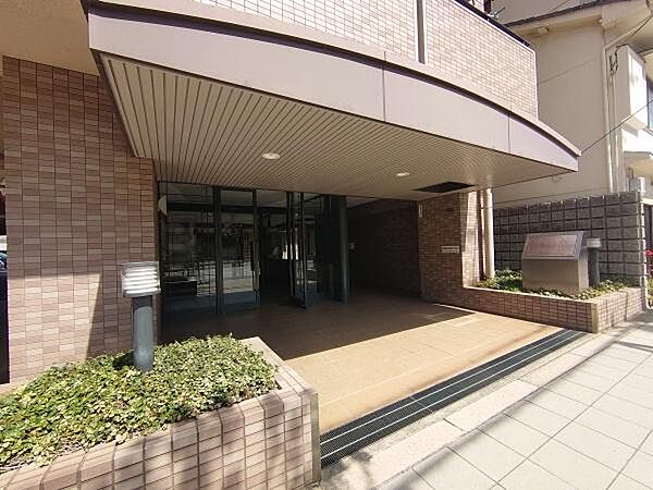 エントランス☆オートロック付き！