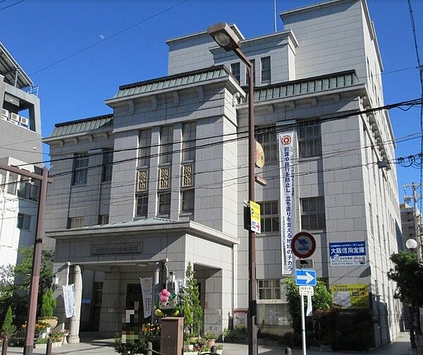 大阪市天王寺区役所まで478m