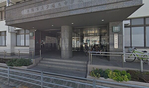 大阪市立夕陽丘中学校まで853m
