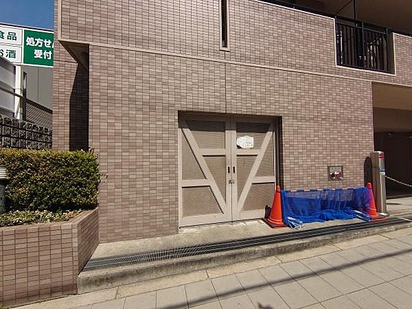 ゴミ捨て場☆