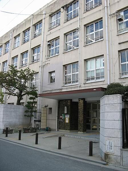 大阪市立桑津小学校まで300m