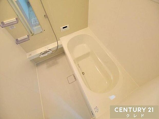 お子様と一緒に入浴できるゆとりの1坪タイプ。1日の疲れを癒してくれるバスタイムを有意義に…。大人の方もゆったりと入浴できます。