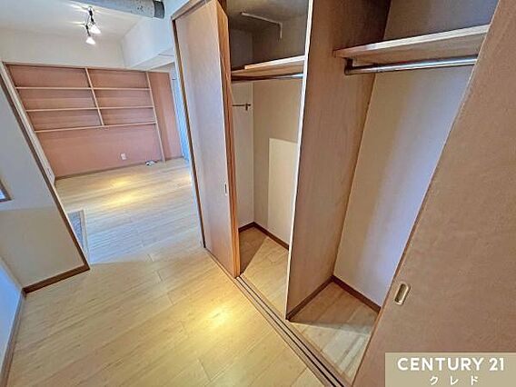 お部屋にクロー...