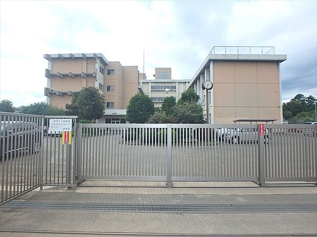 日高市立高萩北中学校まで2480m