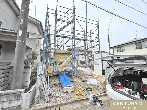 【基礎が完成しました】基礎の立ち上がりだけでなく、底板一面も鉄筋コンクリートの「ベタ基礎」です。詳しくはお気軽にご相談下さい！