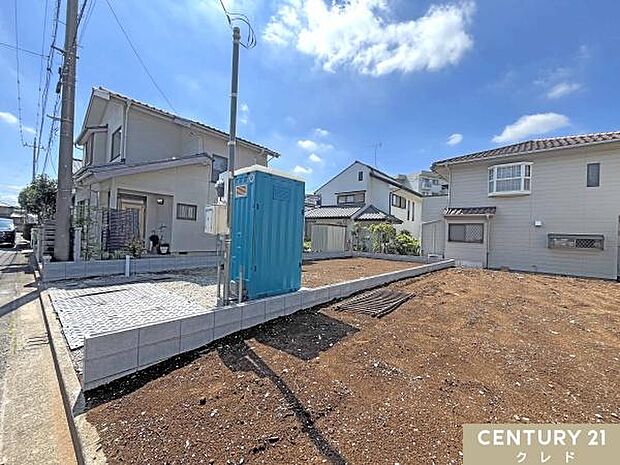 小中学校や公園がほど近く、子育て環境良好！ファミリー層にもピッタリな4LDKです。