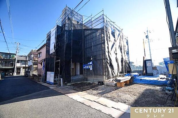 全居室南西向き3SLDK!WIC、SIC、納戸など収納も充実!雨の日にも便利なランドリールーム付き。