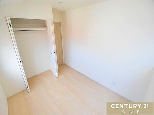 【洋室5.3帖】趣味を楽しんだり、ゆっくり休んだり…ご家族それぞれの時間を大切にしながら、暮らしに合わせた使い方が広がります。