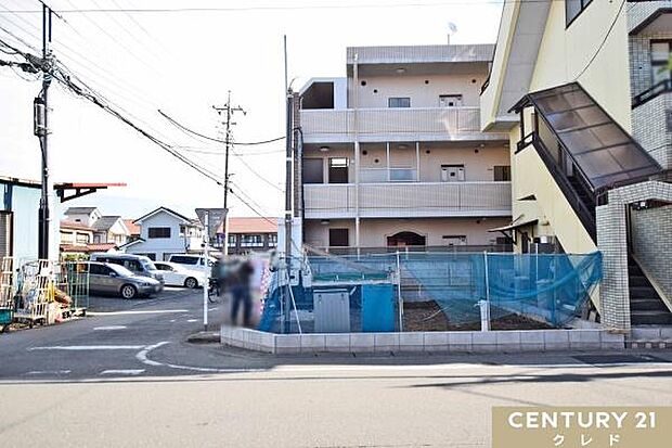 高階南小学校徒歩11分、寺尾中学校徒歩12分!公園も近くにあり、子育てしやすい住環境!