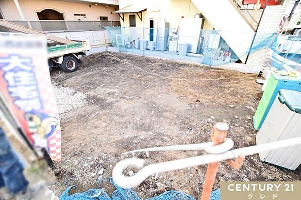 【建築用に整地されました】これから基礎工事に進みます。周辺環境や建物見本も合わせてご案内いたします。