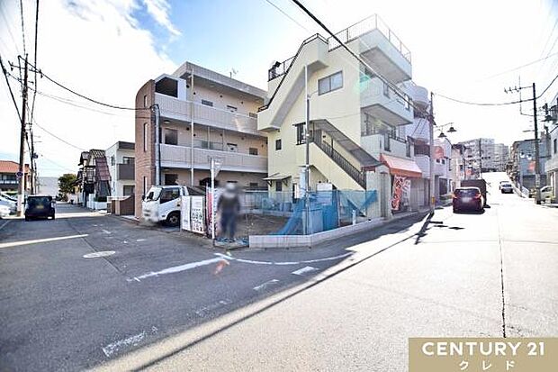 東武東上線「上福岡」駅徒歩10分!通勤通学も便利な立地。南西×北西角地に建つ、日当たり良好な4LDK!