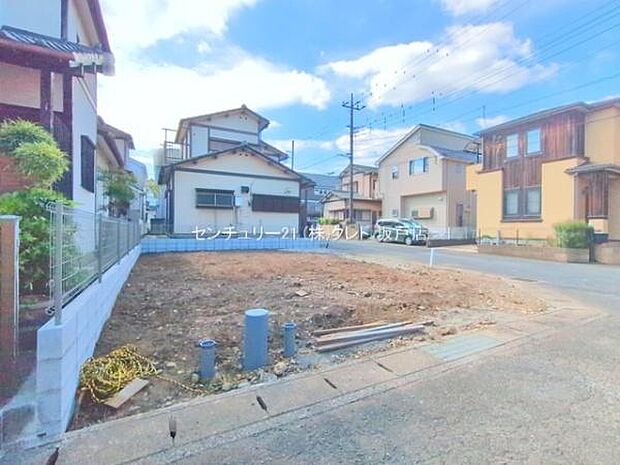 ZEH水準の省エネ住宅！この後は基礎工事に入ります！床一面と立ち上がりを鉄筋コンクリートで施工し、地震に強い基礎を造ります。