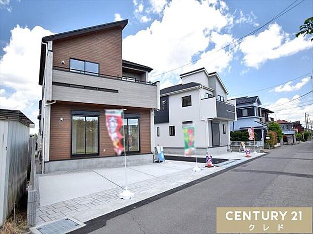 子育て世帯におすすめ！「今成小学校」へ徒歩9分で毎日の通学も安心です。JR川越線「西川越」駅徒歩18分、東武東上線「川越市」駅徒歩22分の2駅2路線利用可能でアクセス良好。