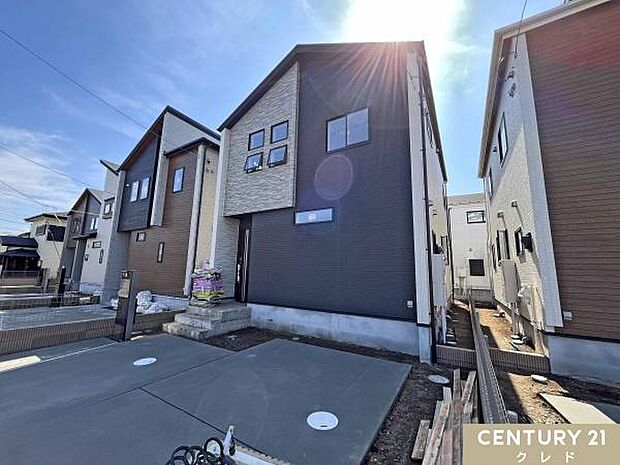 食洗機、宅配ボックス、WIC、24時間換気など、設備・仕様も充実の新邸!完成までもう間もなくです!