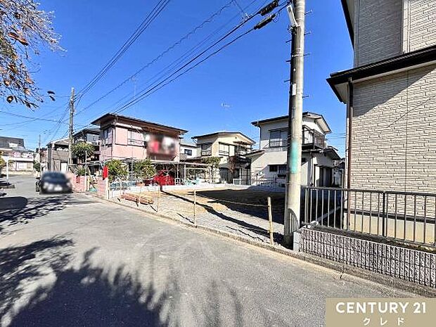 買い物に便利な「イオンタウン毛呂山」まで徒歩8分！小・中学校も徒歩圏内で子育て家族にもおすすめです。