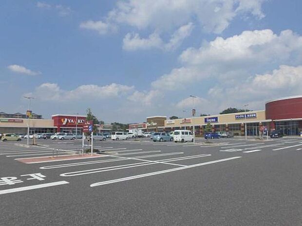 ヤオコー川越的場店まで1500m